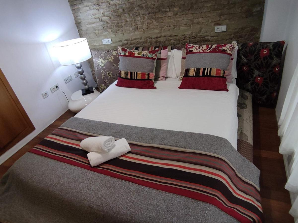 Apartamento Un Jardin En La Alfalfa - Kainga Homes Séville Extérieur photo